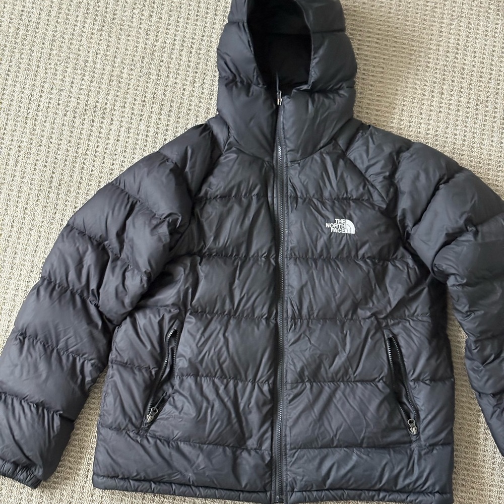 The North Face Men's Charcoal Puffer Jacket